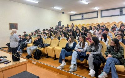 Prima distribuzione del fumetto “Determination” ai studenti dell’IIS Stein di Gavirate